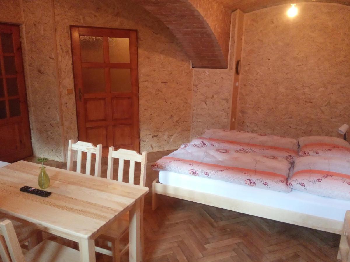Pension Fontana Свитави Экстерьер фото