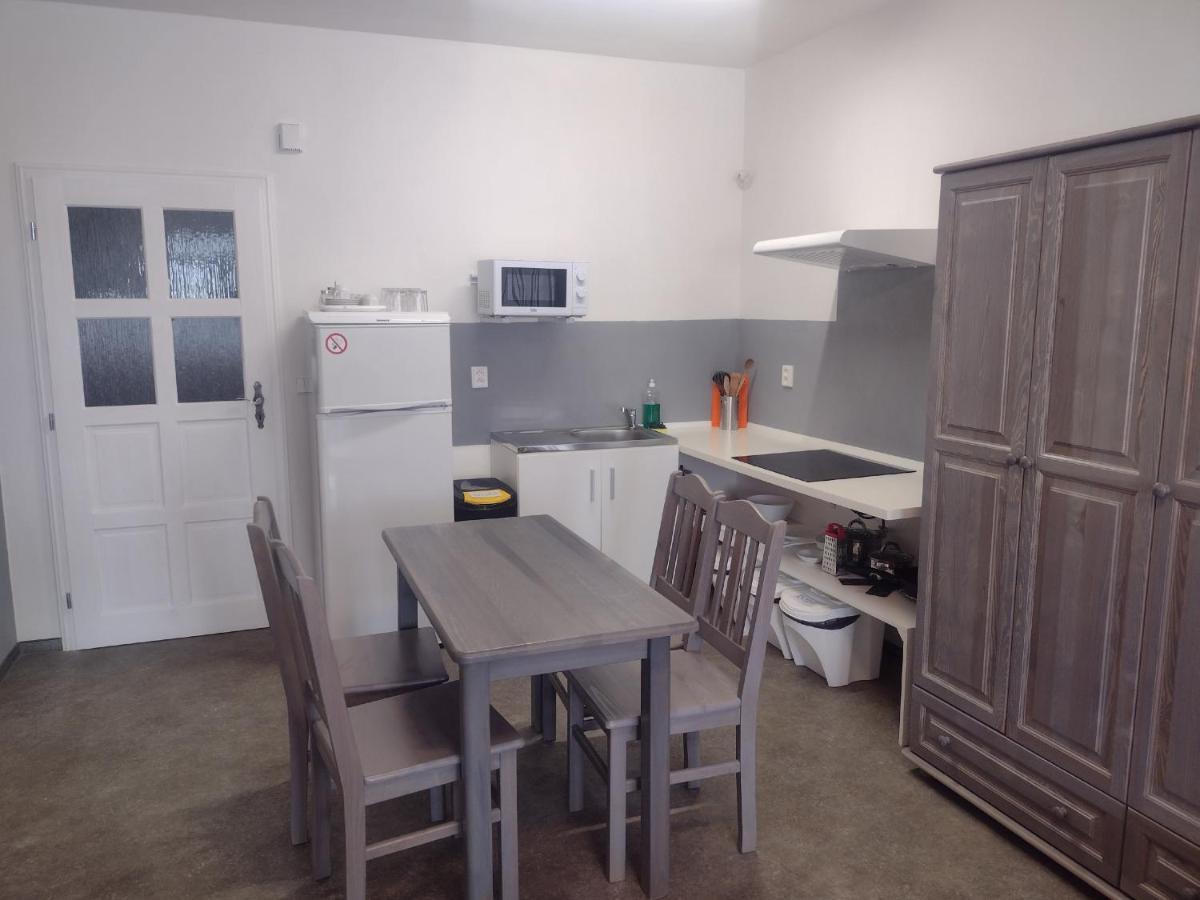 Pension Fontana Свитави Экстерьер фото