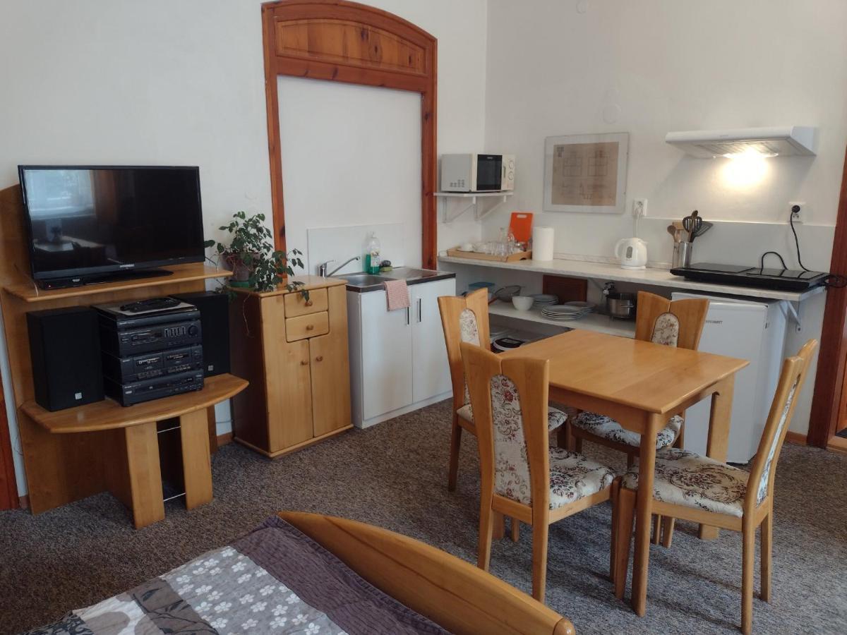 Pension Fontana Свитави Экстерьер фото