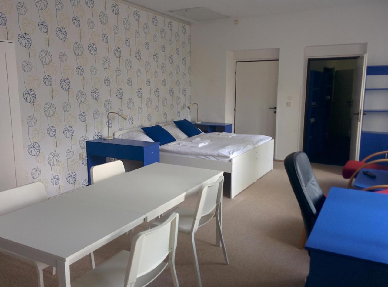 Pension Fontana Свитави Экстерьер фото